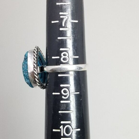 Vintage Blue Drop Shape Ring, Silver Tone Bezel Set Size 8 Band, Estate - Picture 3 of 8